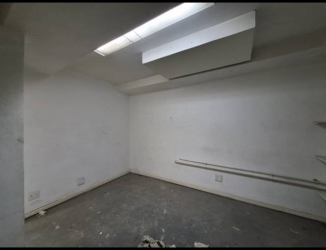 56M² OFFICE TO LET IN MELVILLE